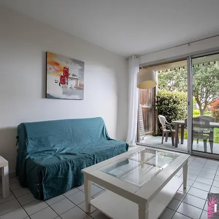 Meuble 4 Pers, Terrasse Et Parking Proche - Fr-1-825-23 Apartment La Rochelle (Charente-Maritime)