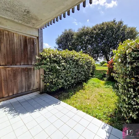 Meuble 4 Pers, Terrasse Et Parking Proche - Fr-1-825-23 * Λα Ροσέλ